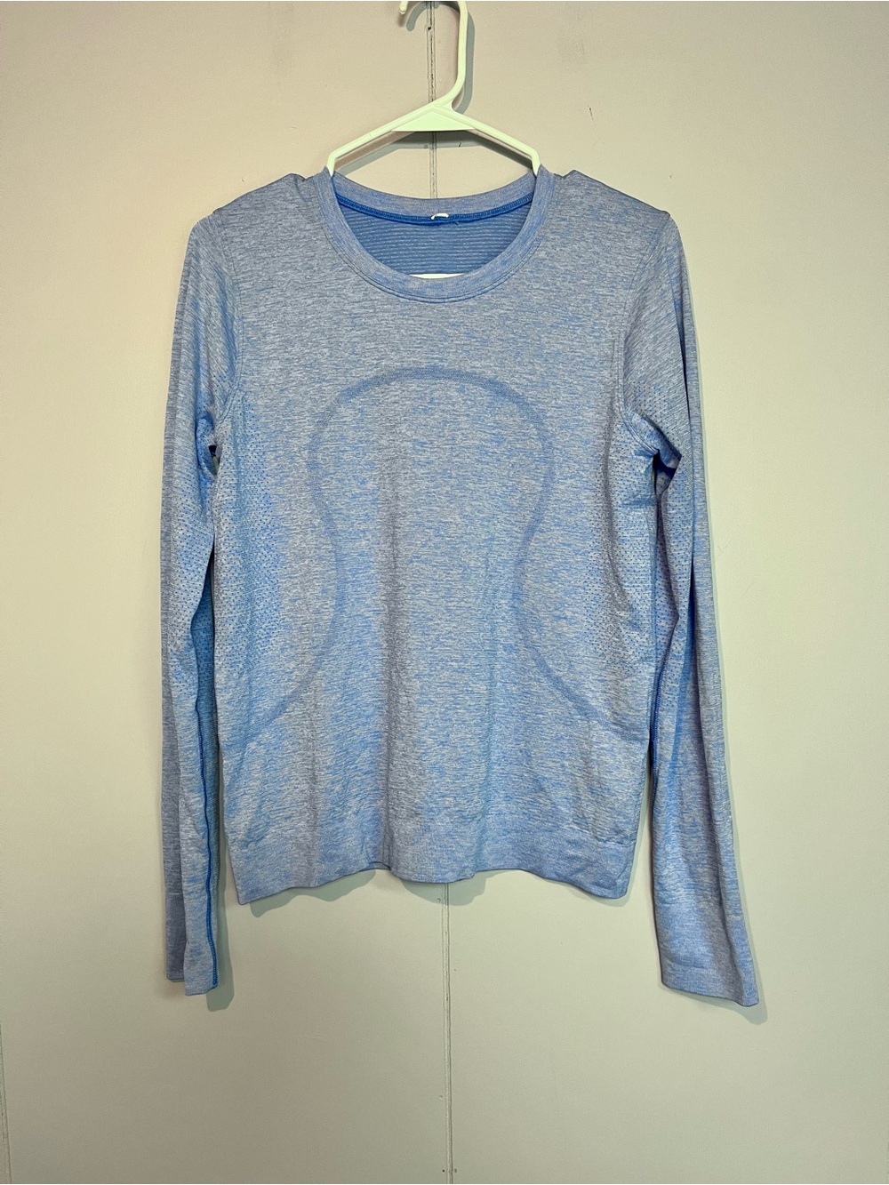 lululemon Blue Heathered Long Sleeve Running Athletic Shirt